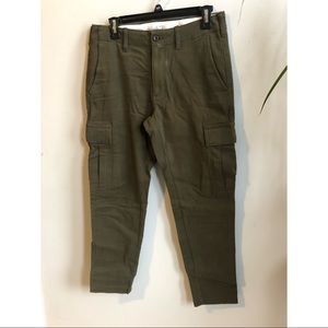 Men’s Tapered Utility Green Cargo Pants